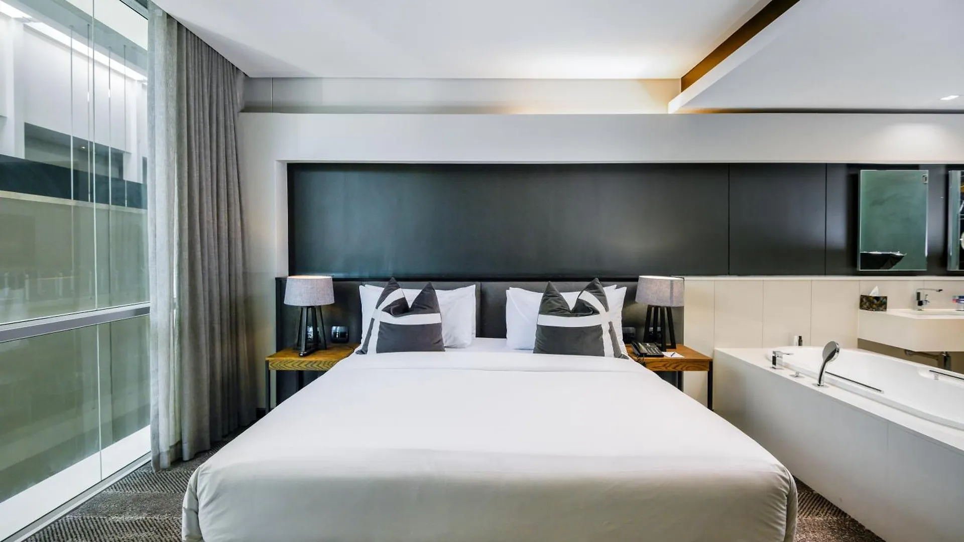 The Capital 15 On Orange Hotel & Spa Cape Town