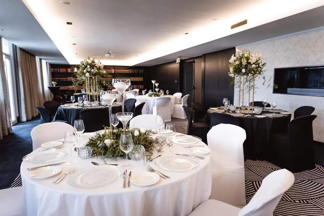 The Capital 15 On Orange Hotel & Spa Cape Town
